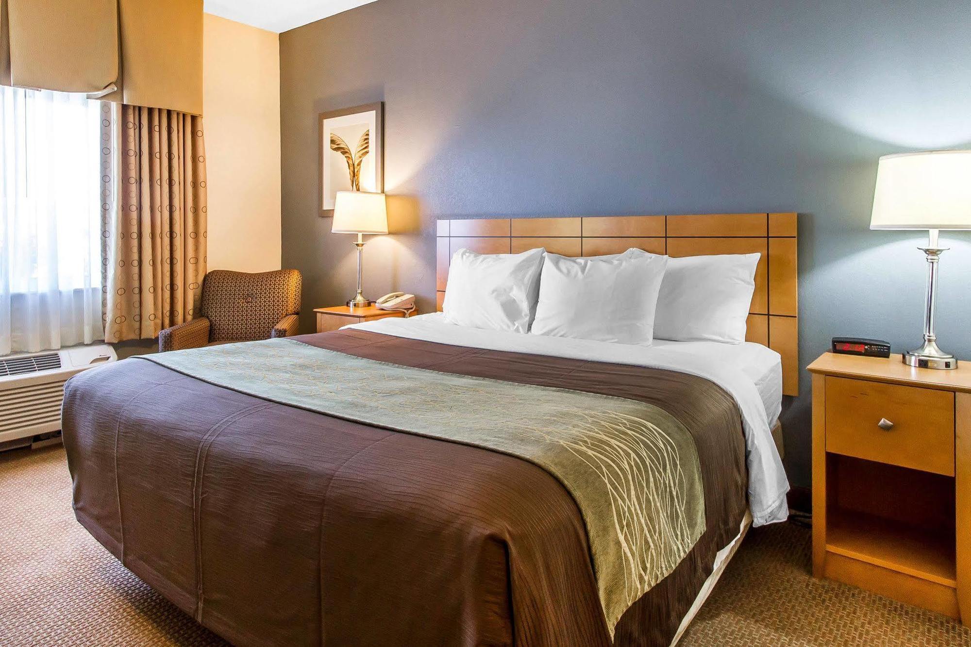 Comfort South - I-240 Inn 3*